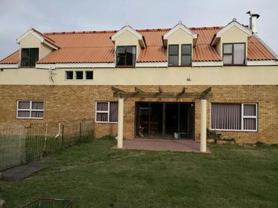 Guest House For Sale in Betty's Bay, Betty's Bay